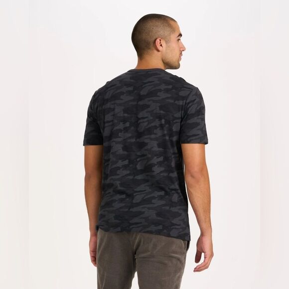 Vuori The Rise Tee in Black Camo size Small - Picture 10 of 11